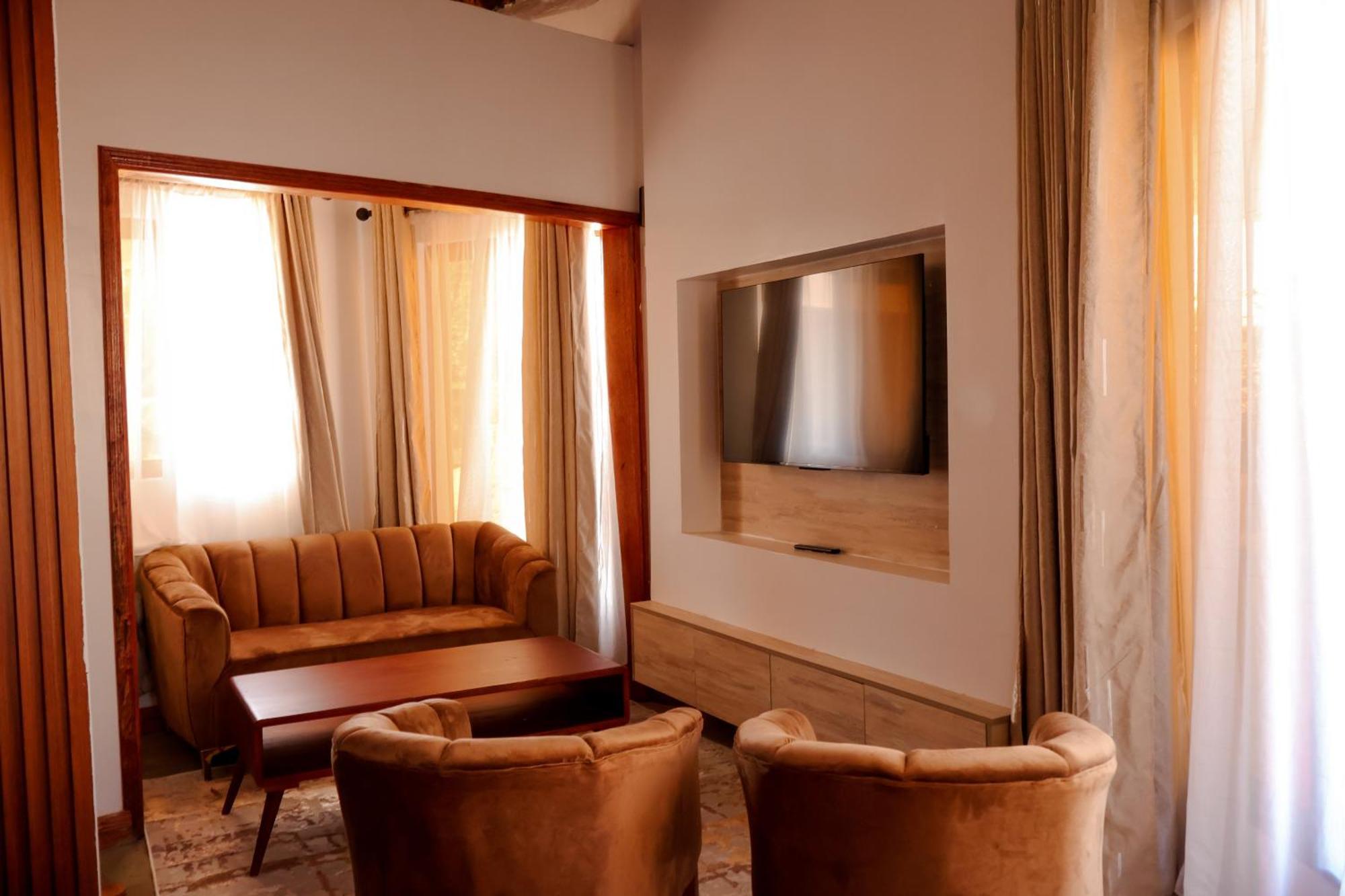 Winter Villa Resort & Spa Limited Embu Екстер'єр фото